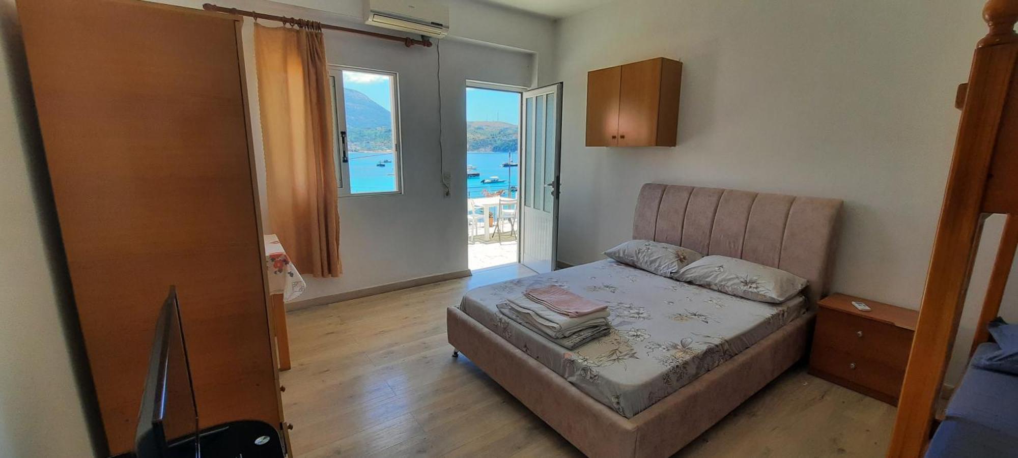 Rooms By The Sea Химара Экстерьер фото